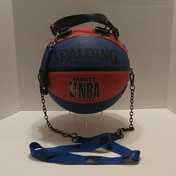 NWT LIMITED EDITION HANDMADE RED & BLUE Basketball Purse 🏀 - Picture 4 of 16
